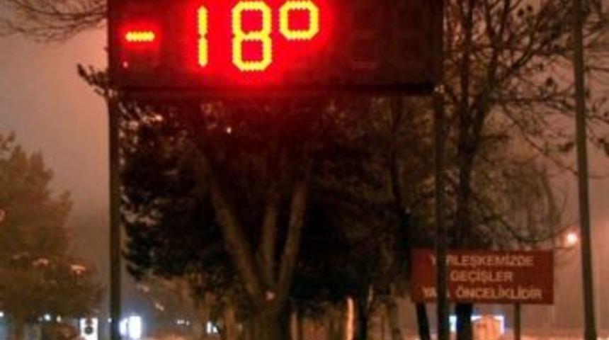 Erzurum&rsquo;da Termometreler Eksi 18&rsquo;i G&ouml;sterdi