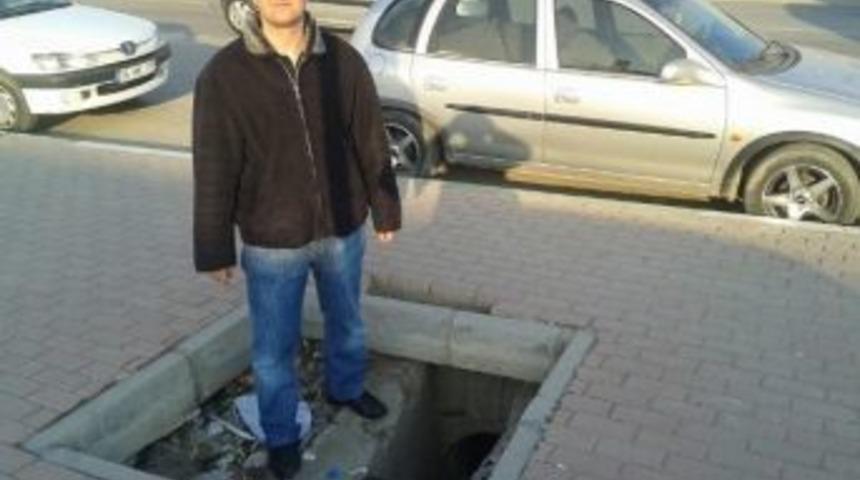 B&uuml;y&uuml;k Birlik Partisi Nil&uuml;fer İl&ccedil;e Sekreteri Şenol Şent&uuml;rken: