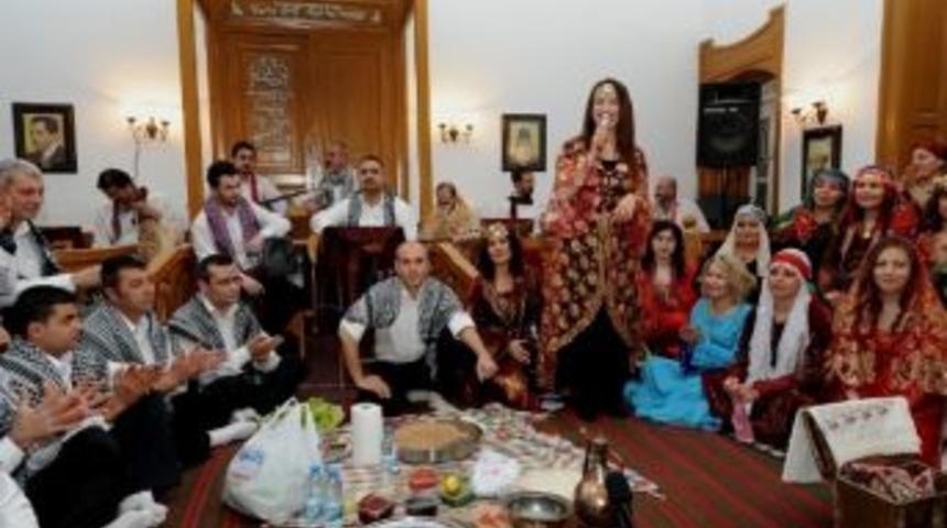 Karşıyaka&rsquo;da &ldquo;otantik&rdquo; Gece