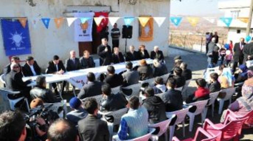 Mahalle Olan K&ouml;ylerden Başkan Tahmazoğlu&rsquo;na Hizmet Teşekk&uuml;r&uuml;