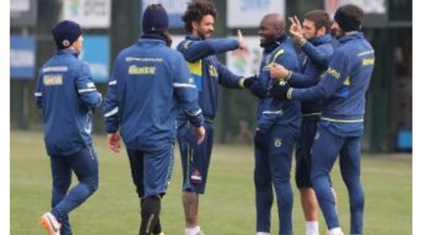 Fenerbah&ccedil;e, Sivasspor Ma&ccedil;ı Hazırlıklarını Tamamladı