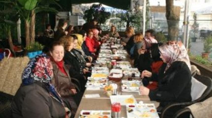 Mhp Kadın Kolları Se&ccedil;im Startını Verdi