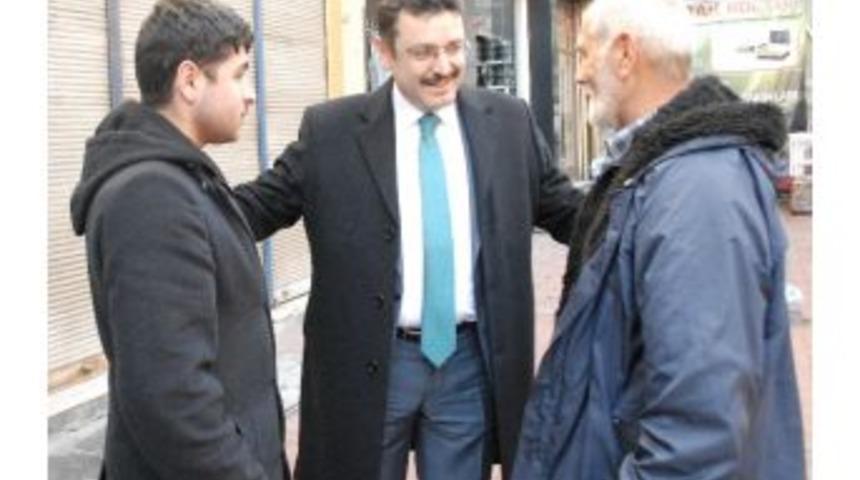 Ak Parti Ortahisar Belediye Başkan Adayı Av. Ahmet Metin Gen&ccedil; Vatandaşla İ&ccedil; İ&ccedil;e