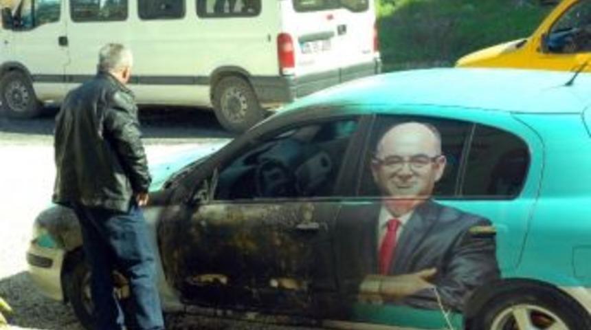 Ak Parti Adaylarının Posteriyle Giydirilmiş Otomobil Kundaklandı