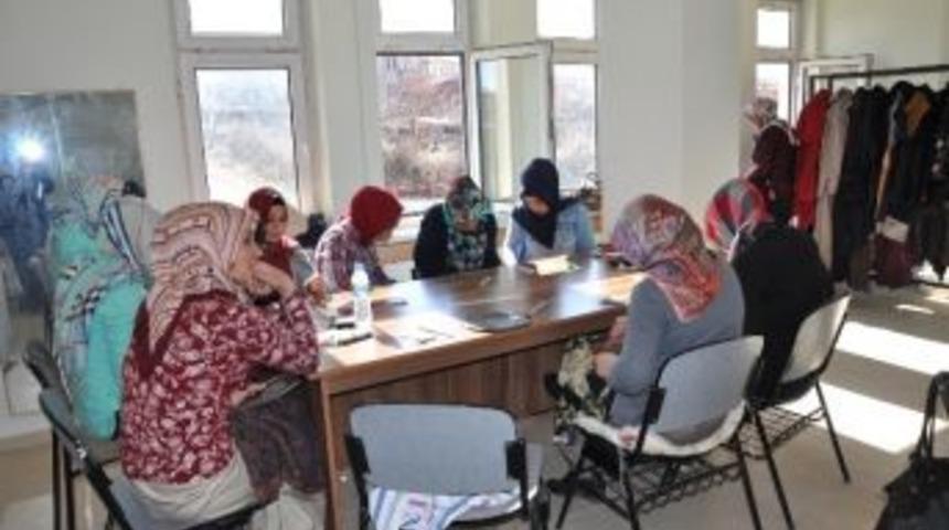 Sorgun Halk Eğitim Merkezinde Bakır İşlemeciliği Kursu A&ccedil;ıldı