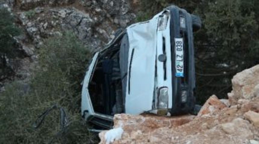 Mut&rsquo;ta Trafik Kazası: 2 &Ouml;l&uuml;, 6 Yaralı