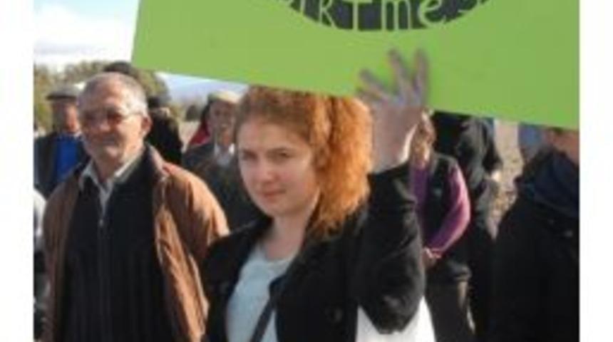 Fethiye&rsquo;de &ldquo;yat &Ccedil;ekek Yeri&rdquo; Yapımına Tepki Eylemi