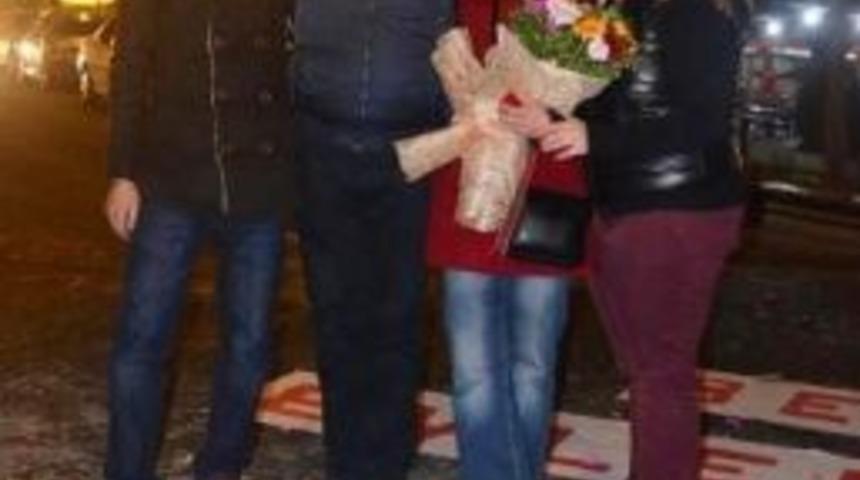 Tarihi Konakta S&uuml;rpriz Evlenme Teklifi