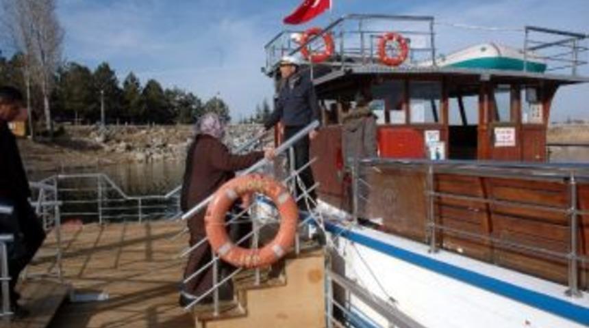 Denizi Olmayan Eskişehir&rsquo;de Şubat Ayında Tekne Turu
