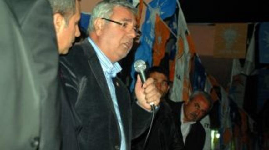 Metiner’den ‘partiye Sahip Çıkın’ Çağrısı