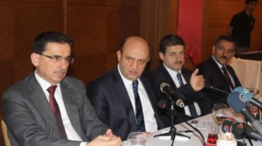 Işık: "t&uuml;rkiye Teknoloji Savaşında Geri Kalmamalı"