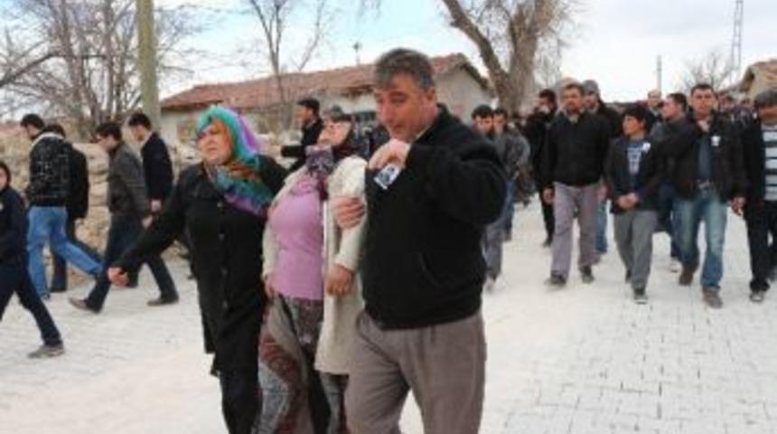 Van'daki Kazada Şehit Olan Konyalı Er Toprağa Verildi