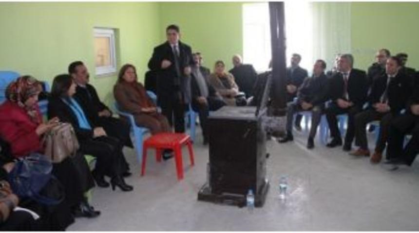 Ak Parti Milletvekilleri K&ouml;y Yollarında