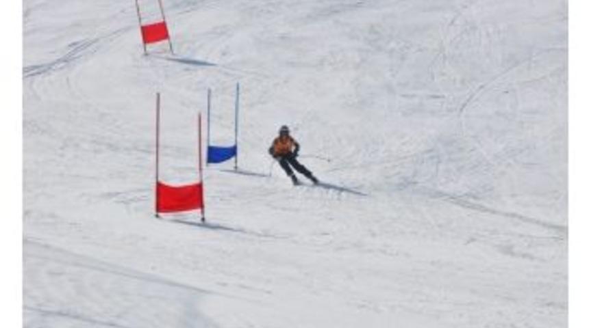 Bitlis&rsquo;te &ldquo;valilik Kupası&rdquo; Kayak Yarışları Tamamlandı