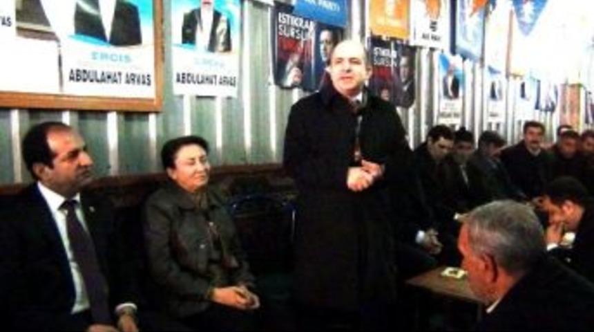 Ak Partili Milletvekilleri Erciş&rsquo;te Esnafı Ziyaret Etti