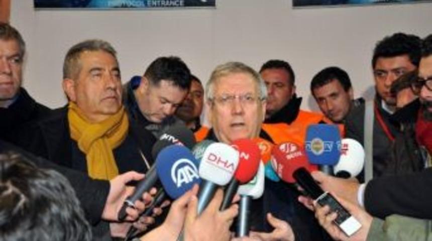 Aziz Yıldırım, Sivasspor Ma&ccedil;ı Sonrası Hakem Yunus Yıldırım&rsquo;a Y&uuml;klendi