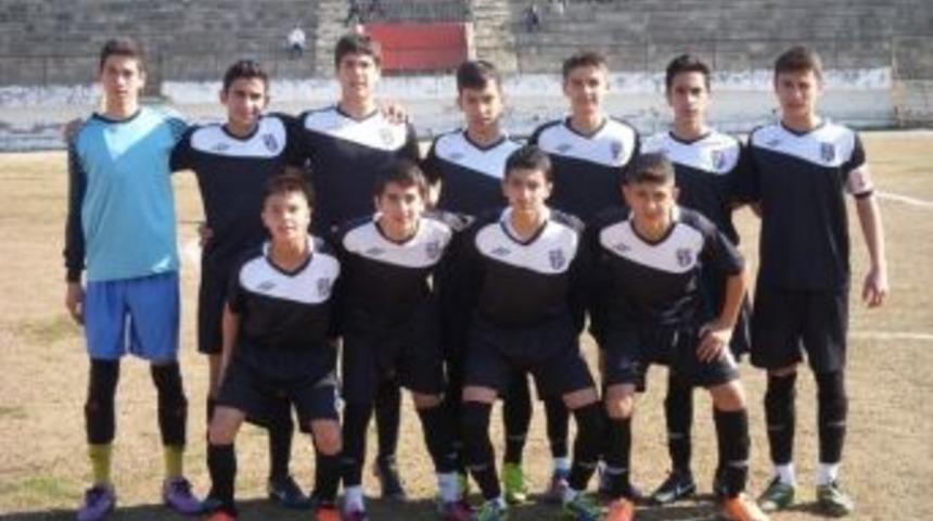 Gen&ccedil; Efeler Altay&rsquo;ı Konuk Etti