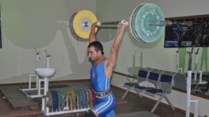 Vanlı Sporcular Olimpiyat Kadrosuna &Ccedil;ağırıldı