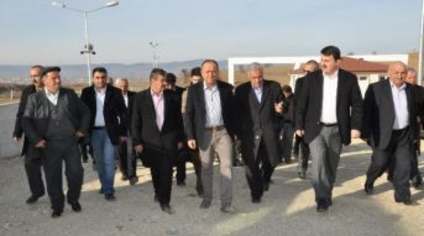 G&uuml;lşen, Canlı Hayvan Pazarını Ziyaret Etti