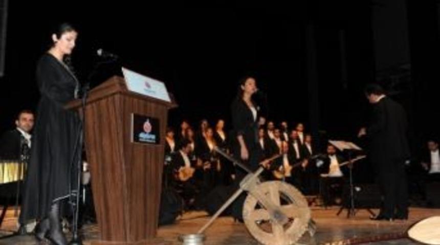K&uuml;tahya'da T&uuml;rk D&uuml;nyası T&uuml;rk Halk M&uuml;ziği Konseri