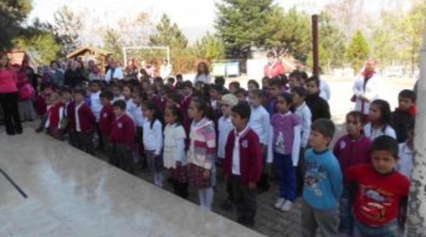 Yarıyıl Tatili Bitti, Zil &Ccedil;aldı