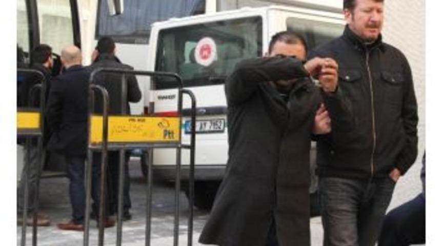 &Ccedil;ek &Ccedil;etesine Darbe