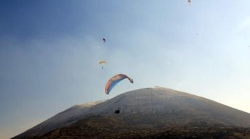 Onlara G&ouml;ky&uuml;z&uuml; Serbest