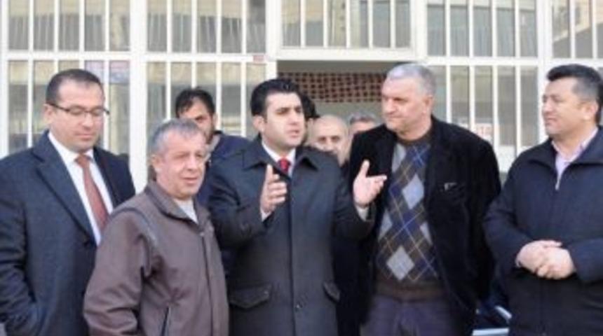 Ak Partili Uğurlu, Kemalpaşa Sanayii Esnafıyla Buluştu