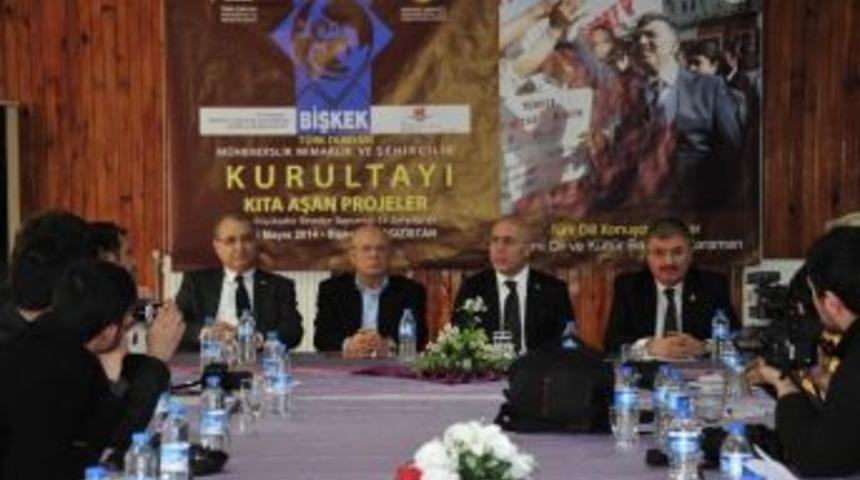 Karaman T&uuml;rk D&uuml;nyası Daimi Dil Ve K&uuml;lt&uuml;r Başkentidir