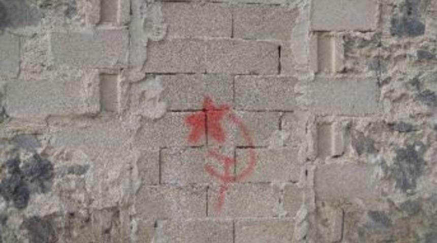 Duvarlara Siyasi Yazı Yazanlar Araştırılıyor