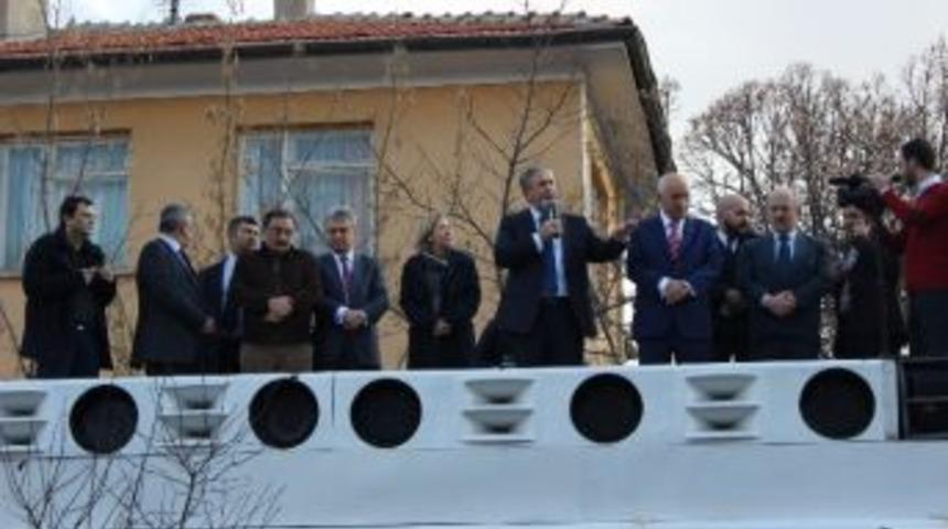 Yenimahalle Belediye Başkanı Yaşar, Se&ccedil;im İletişim Merkezini A&ccedil;tı