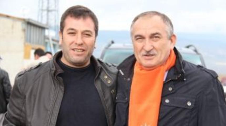 Başkan Yılmaz Yine Ateş P&uuml;sk&uuml;rd&uuml;