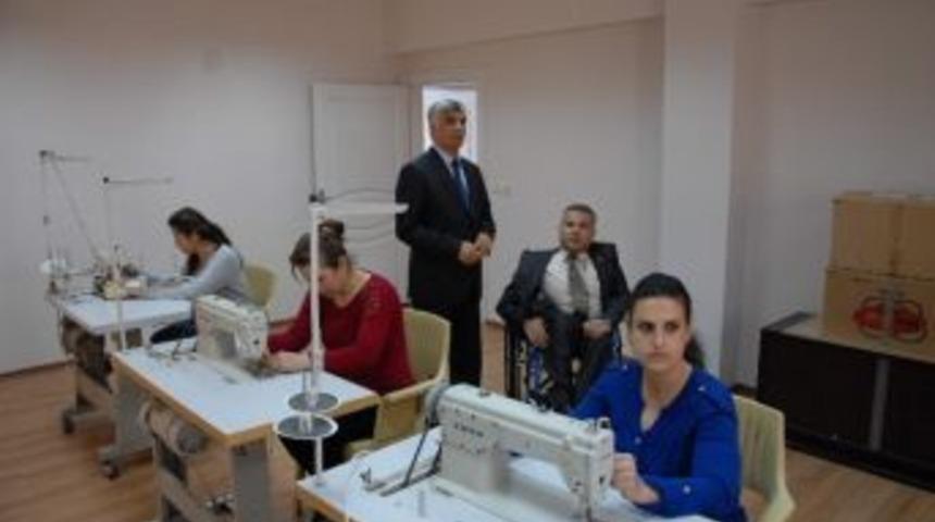 B&uuml;y&uuml;kaslan: &ldquo;sosyal Belediyeciliğe &Ouml;nem Veriyoruz&rdquo;