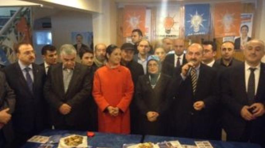 Ak Parti'nin &Ccedil;orlu'da Se&ccedil;im B&uuml;rosu A&ccedil;ıldı