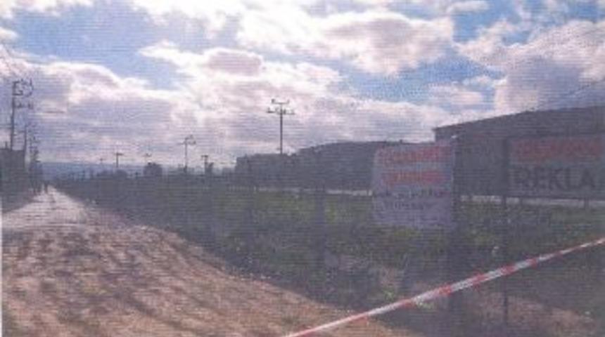 Astis Esnafından Başkan &Ccedil;er&ccedil;ioğlu&rsquo;na Pankartlı Teşekk&uuml;r