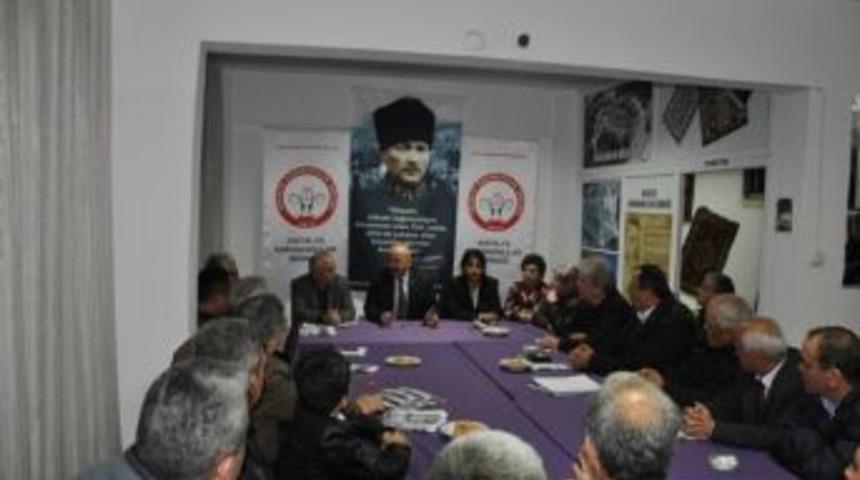 Belediye Başkanı Samur&rsquo;dan Antalya Karamanlılar Derneğine Ziyaret