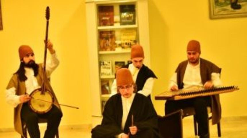 Aksaray'da "mevlana-aşk Ve Barış &Ccedil;ığlığı" Adlı Oyun Sahnelendi