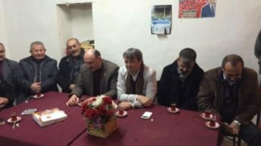 B&uuml;nyan Belediye Başkanı Mehmet &Ouml;zmen: