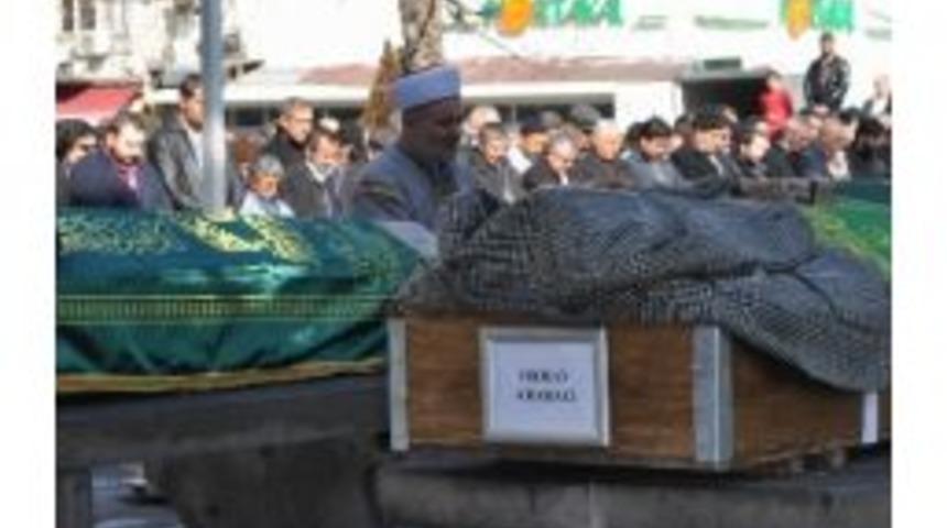 Kazada Hayatını Kaybeden Orhan Arabacı Son Yolculuğuna Uğurlandı