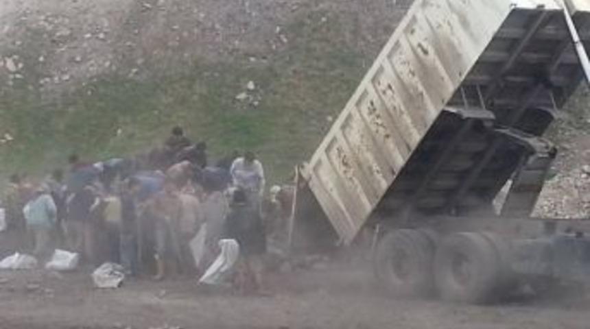 Bu K&ouml;yde Tarım Yok, K&ouml;m&uuml;r Var