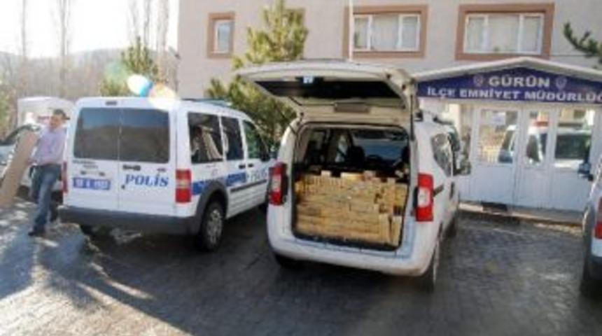 G&uuml;r&uuml;n&rsquo;de 12 Bin 300 Paket Ka&ccedil;ak Sigara Ele Ge&ccedil;irildi