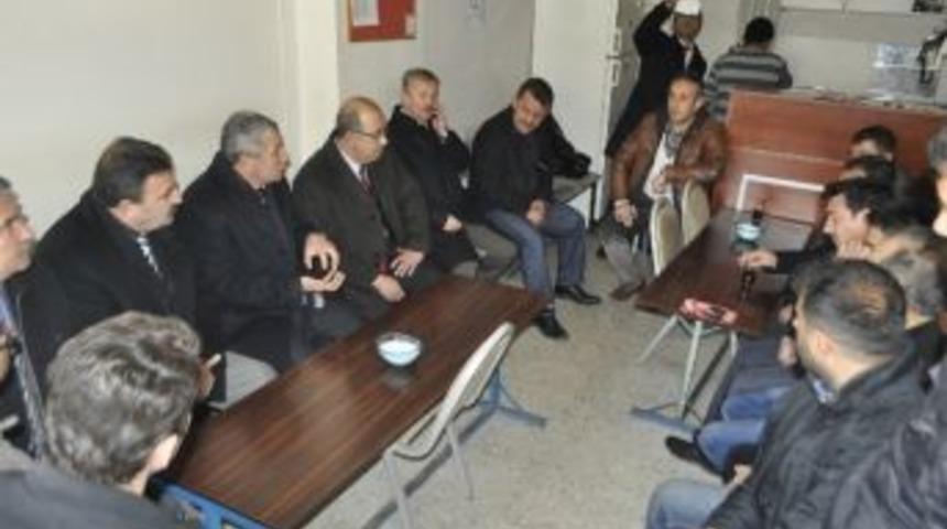 Mhp Adayları Sahabiye Ve Helvacıdede Esnafını Ziyaret Etti