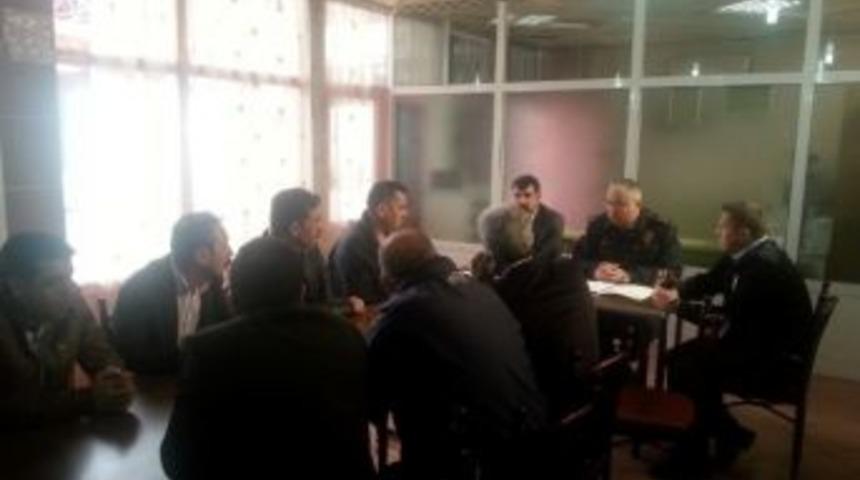 Otob&uuml;s Firmalarının Temsilcileri İle Emniyet Personeli Kazalara Karşı Bir Araya Geldi