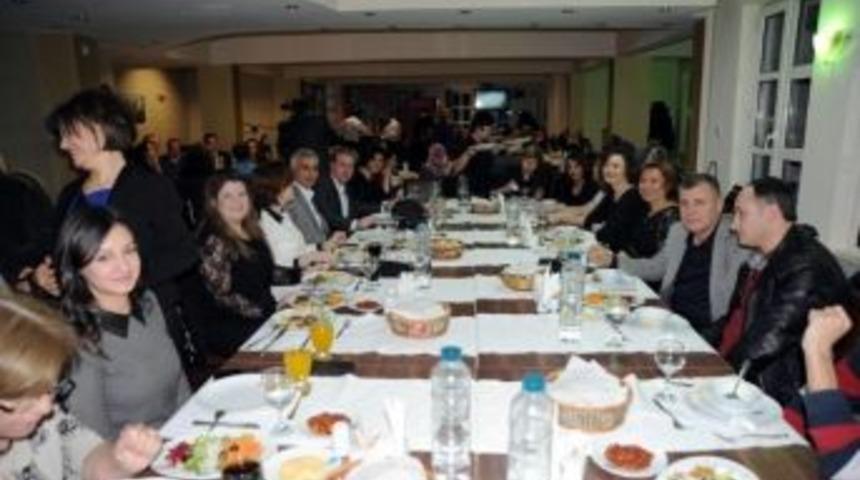 Ba&uuml;'de İdari Personele 20. Yıl Vefası