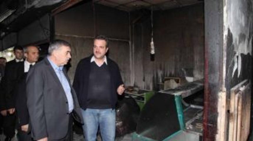 Başkan To&ccedil;oğlu&rsquo;ndan Katlı Pazar Esnafına Ge&ccedil;miş Olsun Ziyareti