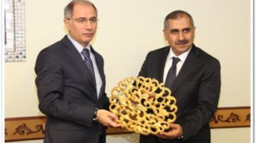 Ala, Valilik Ziyaretinde Bulundu