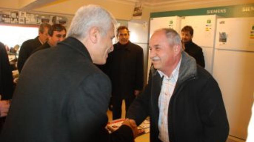 MHP Osmancık Adayı Kurşun Esnaf Ziyaretlerini S&uuml;rd&uuml;r&uuml;yor