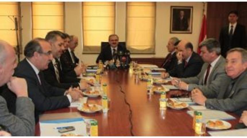 Karaloğlu&rsquo;ndan Siyasi Partilere "geri D&ouml;n&uuml;ş&uuml;m" &Ccedil;ağrısı