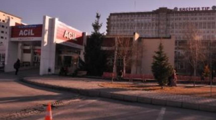 14 Yaşındaki &Ccedil;ocuk Sa&ccedil;ma Tanesiyle Yaralandı