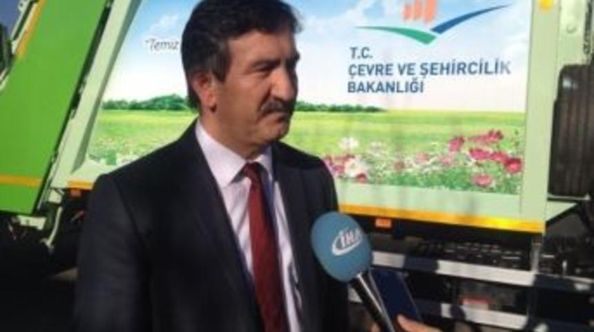 &Ccedil;evre Denetim Ve Temizlik Ara&ccedil;ları Dağıtıldı